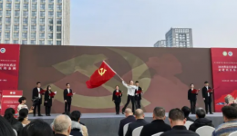 医院团委参加“学习贯彻习近平新时代中国特色社会主义思想普法宣传暨义诊活动”